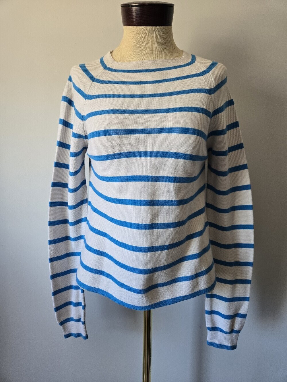 Samsoe Blue & White Striped Thick Cotton Crewneck. Size S